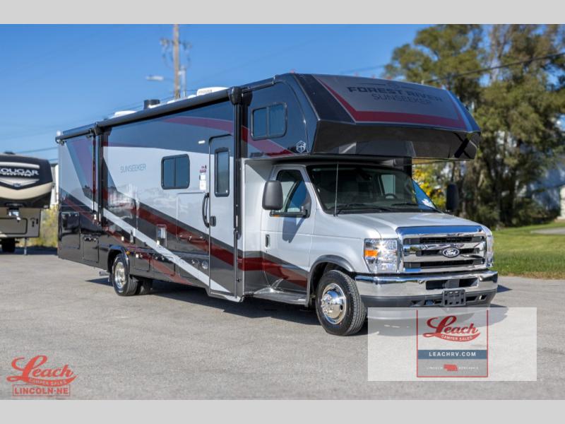 2026 Ford E-Series Cutaway Base's photo