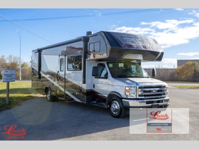 2026 Ford E-Series Cutaway Base's photo