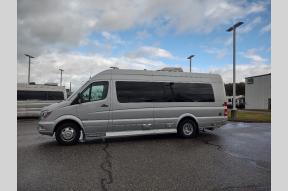 Used 2019 American Coach American Patriot MD2 Lounge Photo