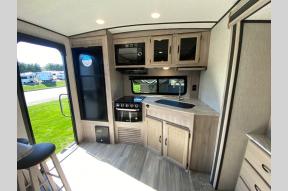 Used 2021 Coachmen RV Spirit Ultra Lite 2255RK Photo
