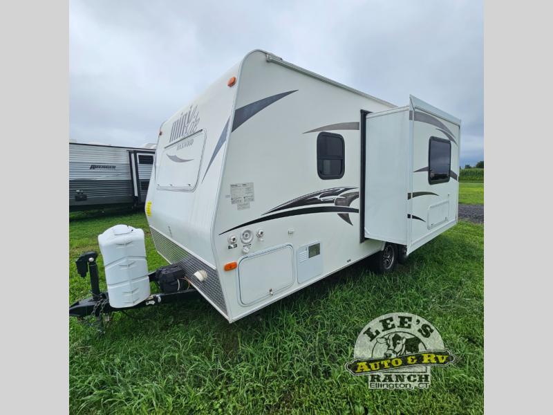 2015 Forest River Real-lite / Rockwood Lite Weight Trailers photo 3