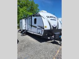 New 2024 CrossRoads RV Sunset Trail SS331BH Photo