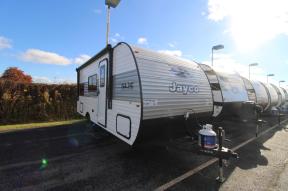New 2026 Jayco Jay Flight SLX 172DB Photo