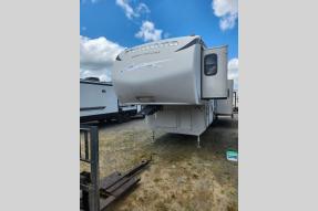 Used 2011 Keystone RV Montana High Country 323RL Photo