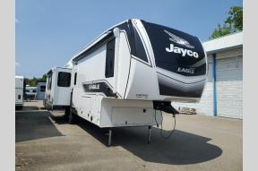 New 2025 Jayco Eagle 321RSTS Photo