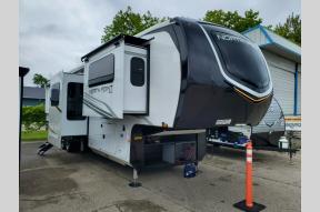 New 2025 Jayco North Point 382FLRB Photo