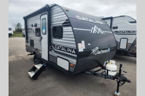 New 2024 Coachmen RV Catalina Summit Series 7 164BH Photo