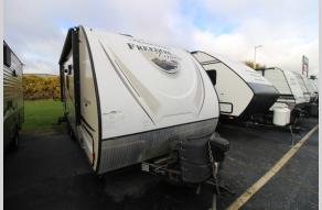 Used 2018 Coachmen RV Freedom Express 204RD Photo
