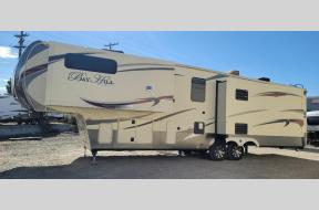 Used 2016 EverGreen RV Bay Hill 369RL Photo