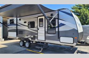 Used 2018 Keystone Springdale 220BH Photo