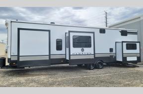 New 2025 CrossRoads RV Hampton HP388FKL Photo