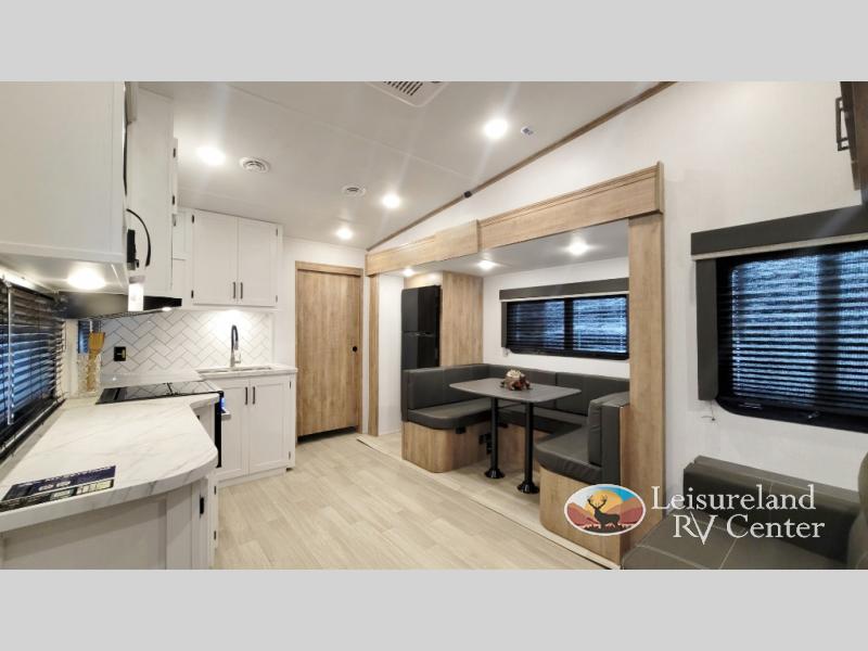 Keystone RV Arcadia Image