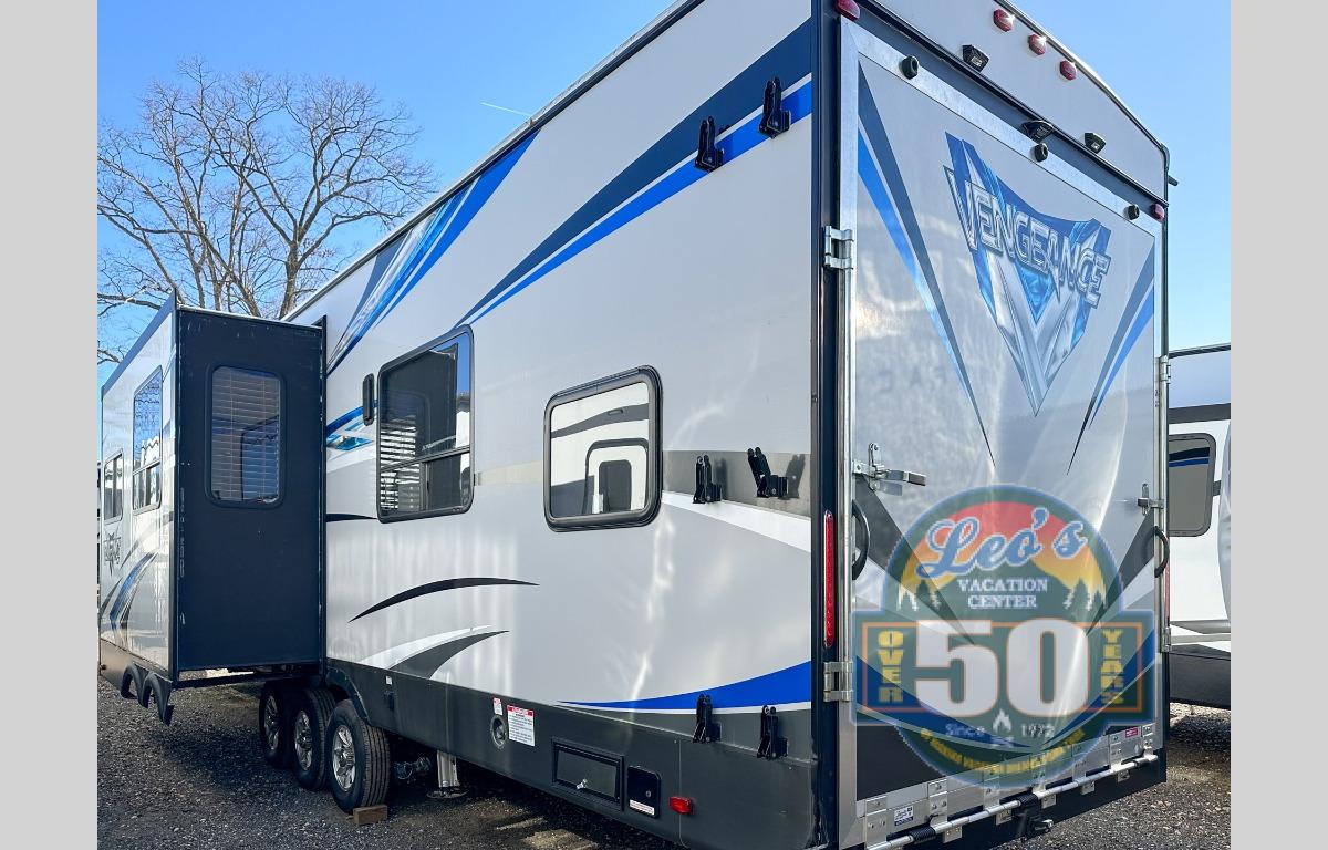 Used 2018 Forest River RV Vengeance 377V Toy Hauler Fifth Wheel at Leo