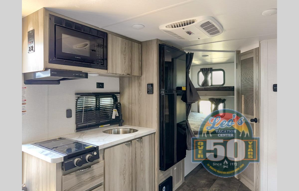 New 2024 Forest River RV Wildwood FSX Platinum 178BHSKX Travel Trailer