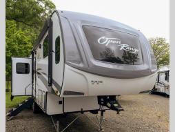 New 2022 Highland Ridge RV Roamer RF264RLS Photo