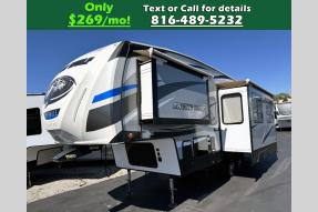 Used 2019 Forest River RV Cherokee Arctic Wolf 265DBH8 Photo