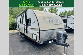 Used 2015 Shasta RVs Flyte 265DB Photo