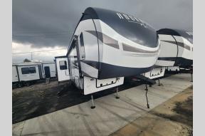 New 2023 Forest River RV Rockwood Signature Ultra Lite 8291CL Photo