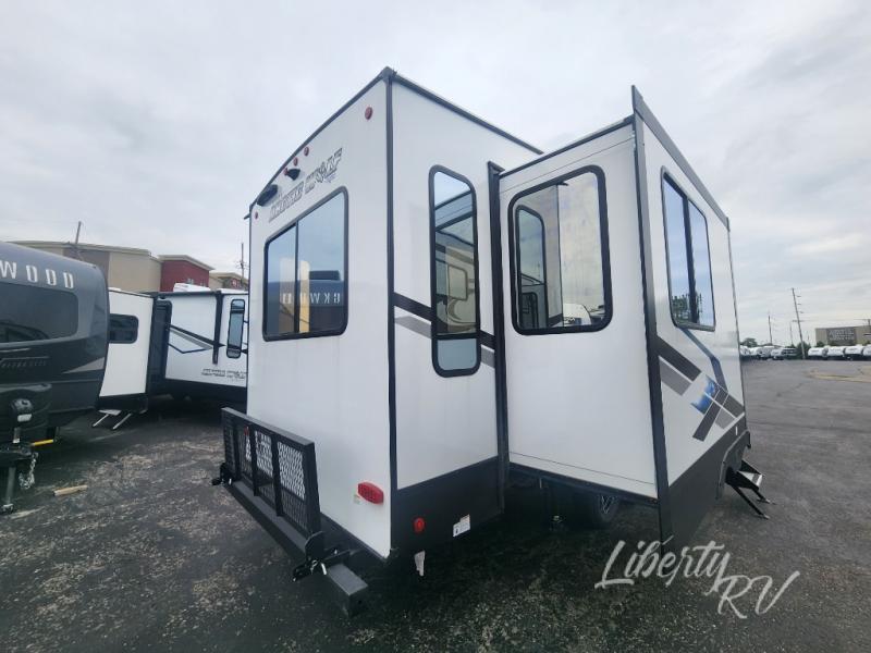 New 2024 Forest River RV Cherokee Arctic Wolf 27SGS Fifth Wheel at