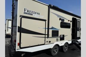 Used 2018 Coachmen RV Freedom Express 248RBS Photo