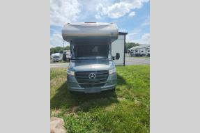 Used 2020 Winnebago Vita 24P Photo