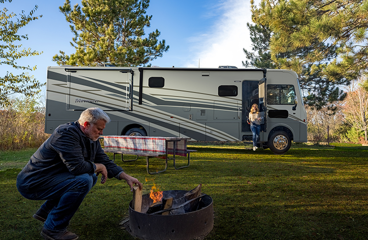 Winnebago Adventurer