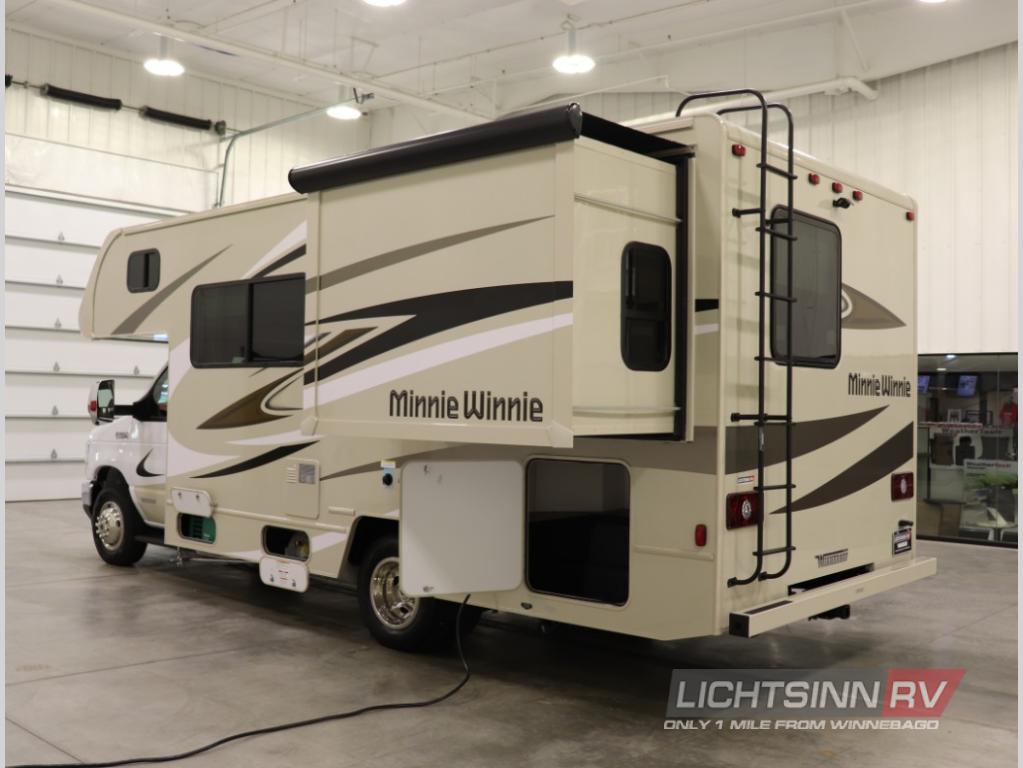 New 2024 Winnebago Minnie Winnie 22M Motor Home Class C at Lichtsinn RV ...