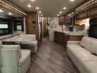 Front to Back - 2020 Newmar Bay Star 3005
