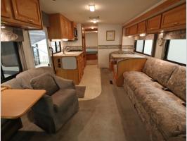 Front to Back - 2004 Itasca Sunova 35N