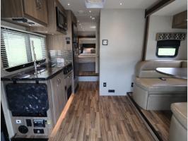 2018 Dynamax isata 3 24RW