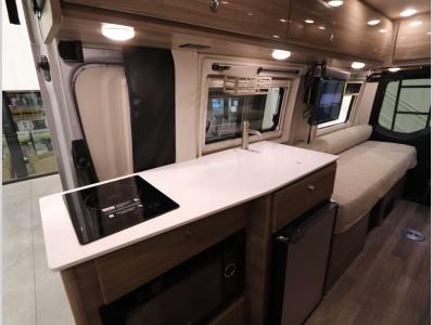 Kitchen - Winnebago Boldt 70BL