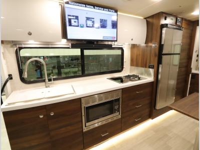 Kitchen - Winnebago View 24D