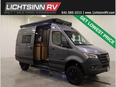 Winnebago Revel 44E