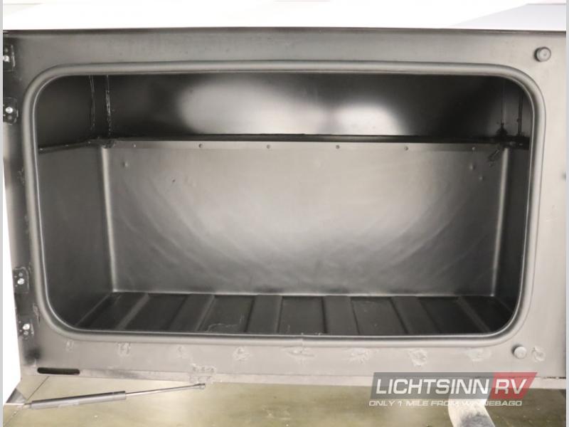 Adventurer/35F/2025 image-32