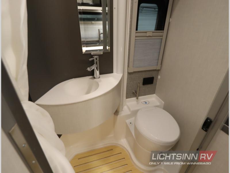 2024 Ford Transit photo 4