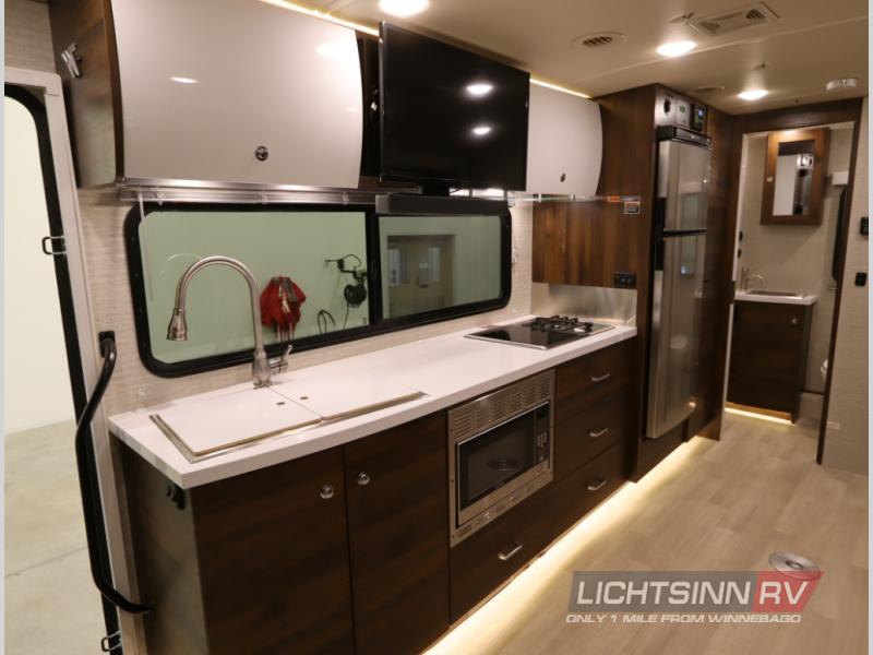 2023 Mercedes Benz Sprinter photo 4