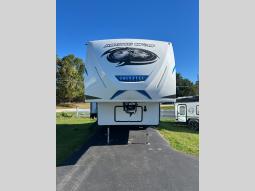 Used 2024 Forest River RV Cherokee Arctic Wolf 27SGS Photo