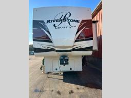 Used 2019 RiverStone Legacy 38MB Photo