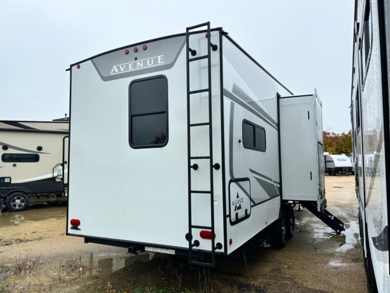 New 2024 Alliance RV Avenue 33RKS Fifth Wheel At Markquart RV   Unit Photo 202310260719280118302473 