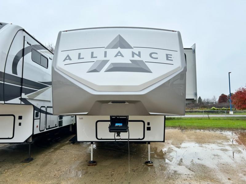 New 2024 Alliance RV Avenue 33RKS Fifth Wheel At Markquart RV   Unit Photo 202310260719285949787249 