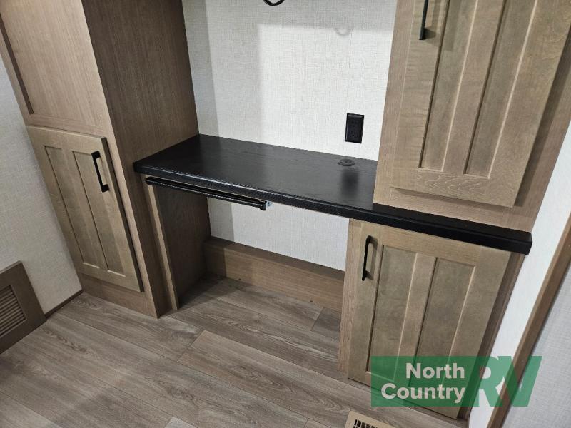 New 2025 KZ Durango Gold G382MBF Fifth Wheel at Markquart North Country ...