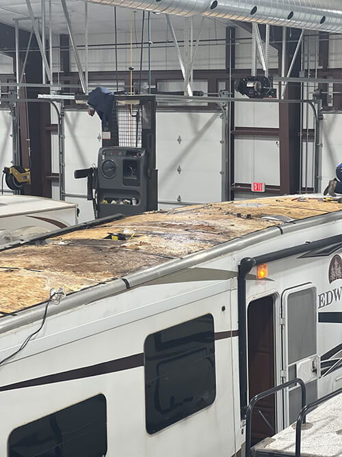 Body Shop & Detail McKee RV Perry Iowa