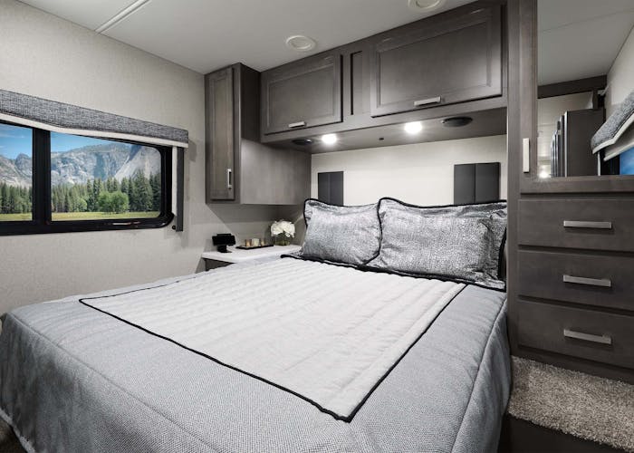 Thor Motor Coach Magnitude Interior