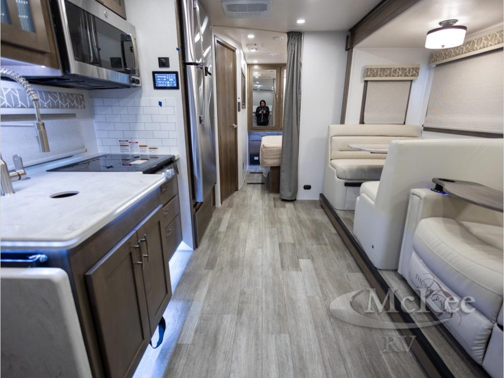 New 2024 Dynamax isata 5 30FWD Motor Home Super C - Diesel at McKee RV ...