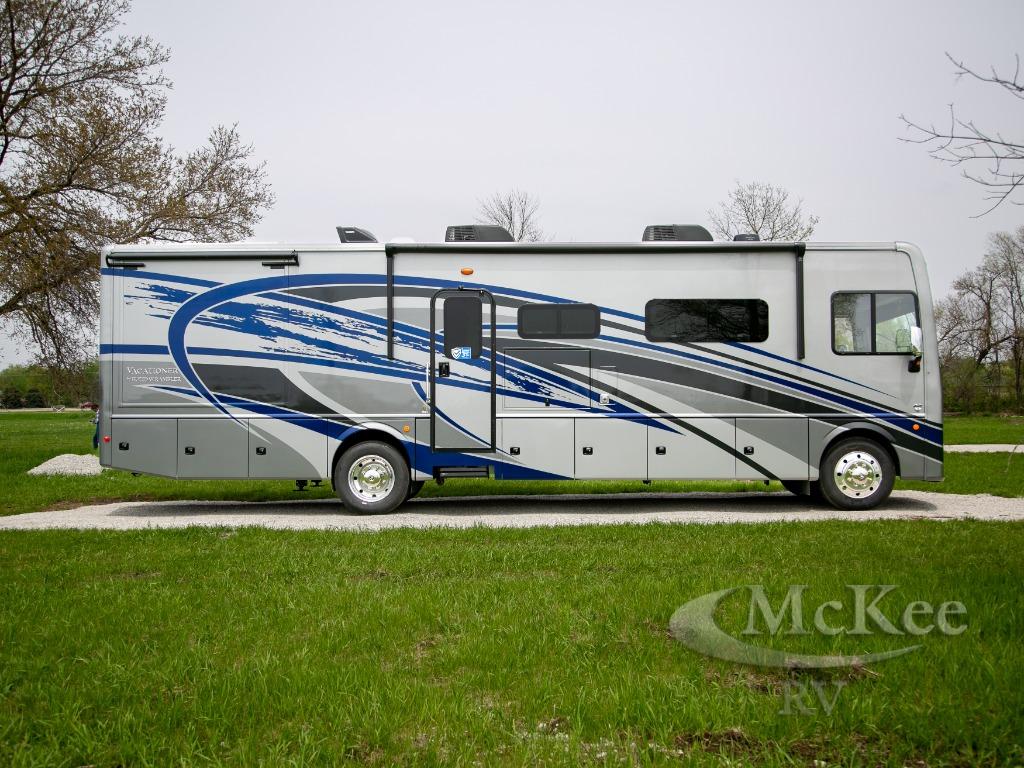 New 2023 Holiday Rambler Vacationer 35GL Motor Home Class A at McKee RV  Perry, IA  #3388