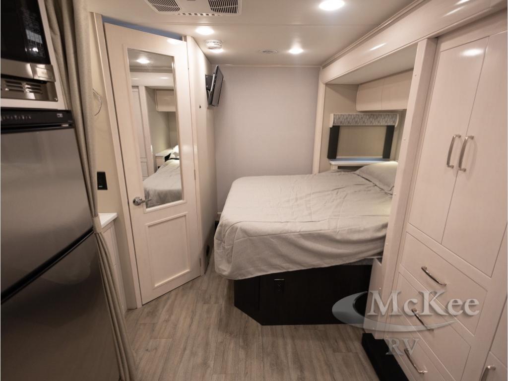 New 2024 Renegade Vienna 25VFWS Motor Home Class C Diesel at McKee RV