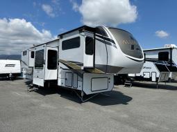 Used 2022 Alliance RV Paradigm 385FL Photo