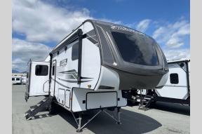 New 2024 Starcraft GSL Light Duty 244RLS Photo