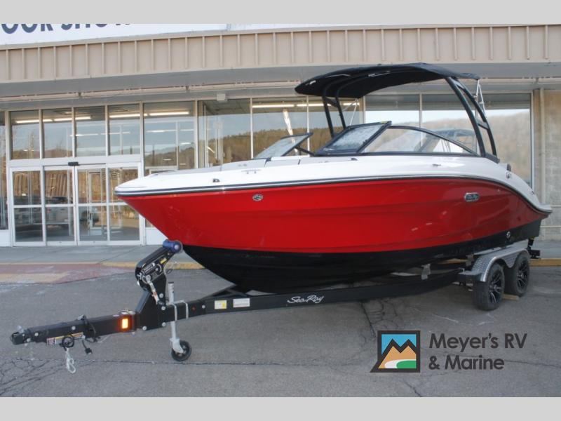 New 2024 Sea Ray SPX 210