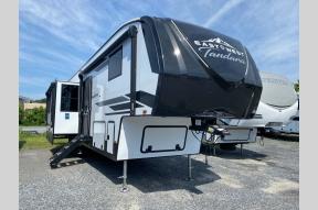 New 2025 EAST TO WEST Tandara 375BH-OK Photo